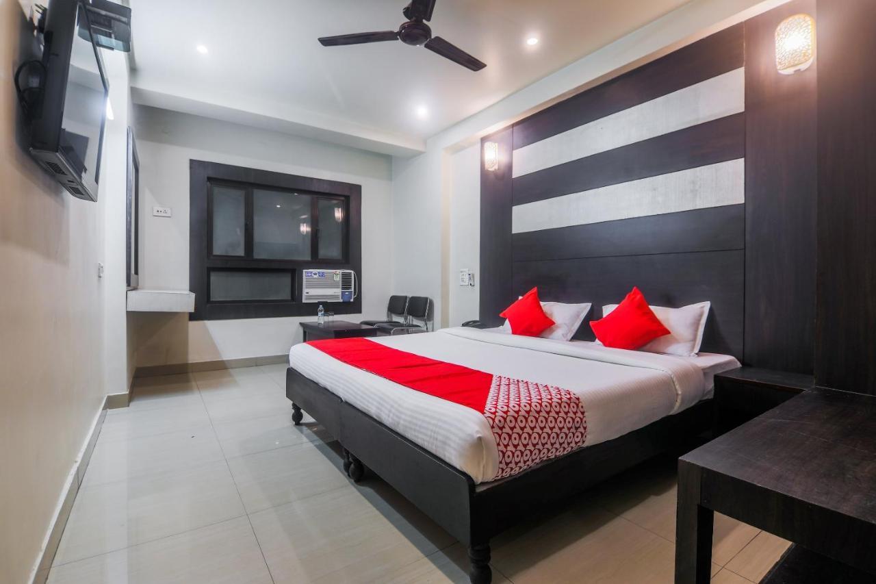 Capital O 14995 Hotel Starline Paltan Bazar Guwahati Exterior foto